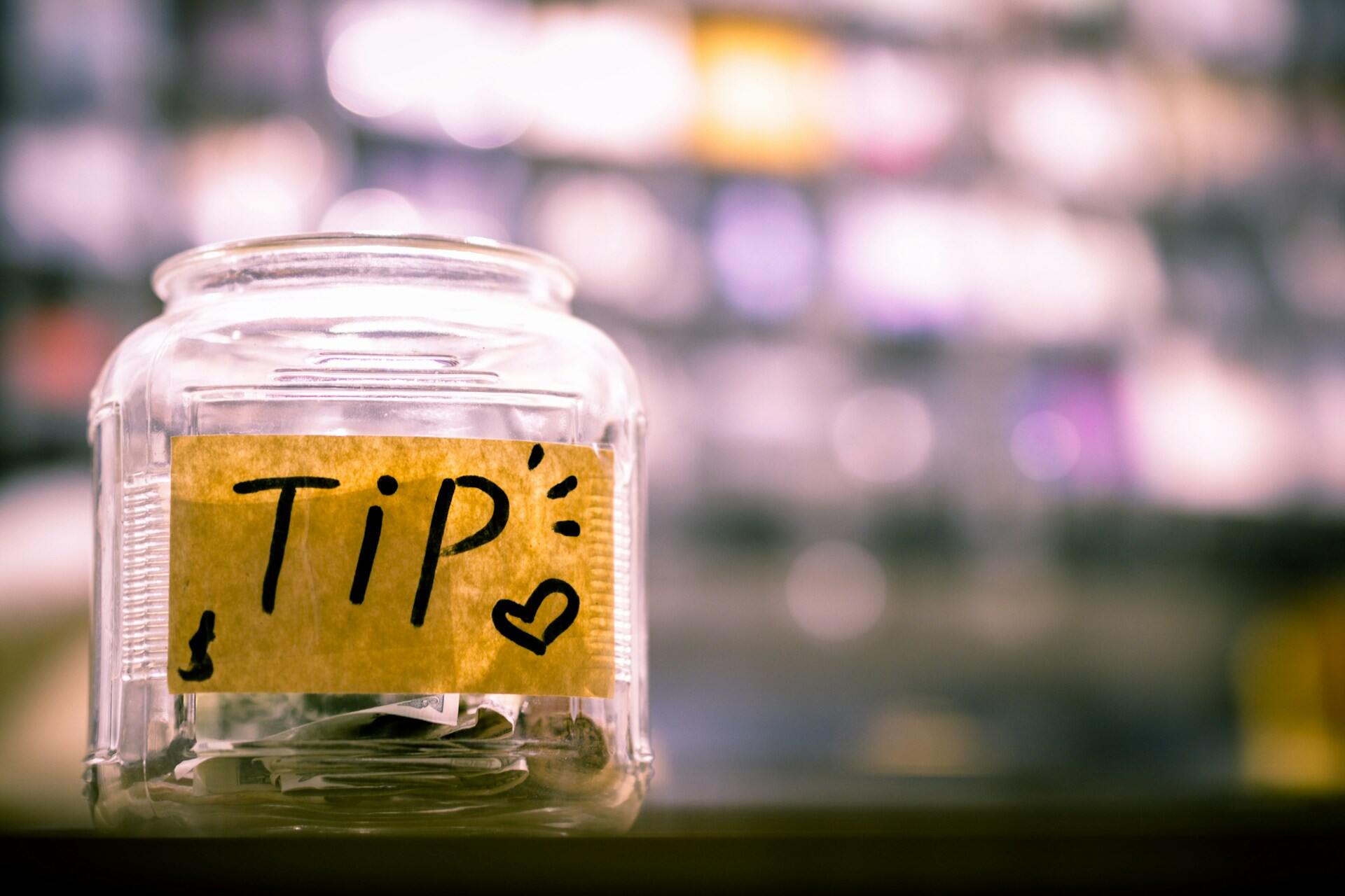 pay stub with tips calculato
